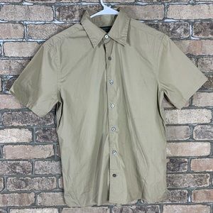 Banana republic men size Sbutton down short sleeve